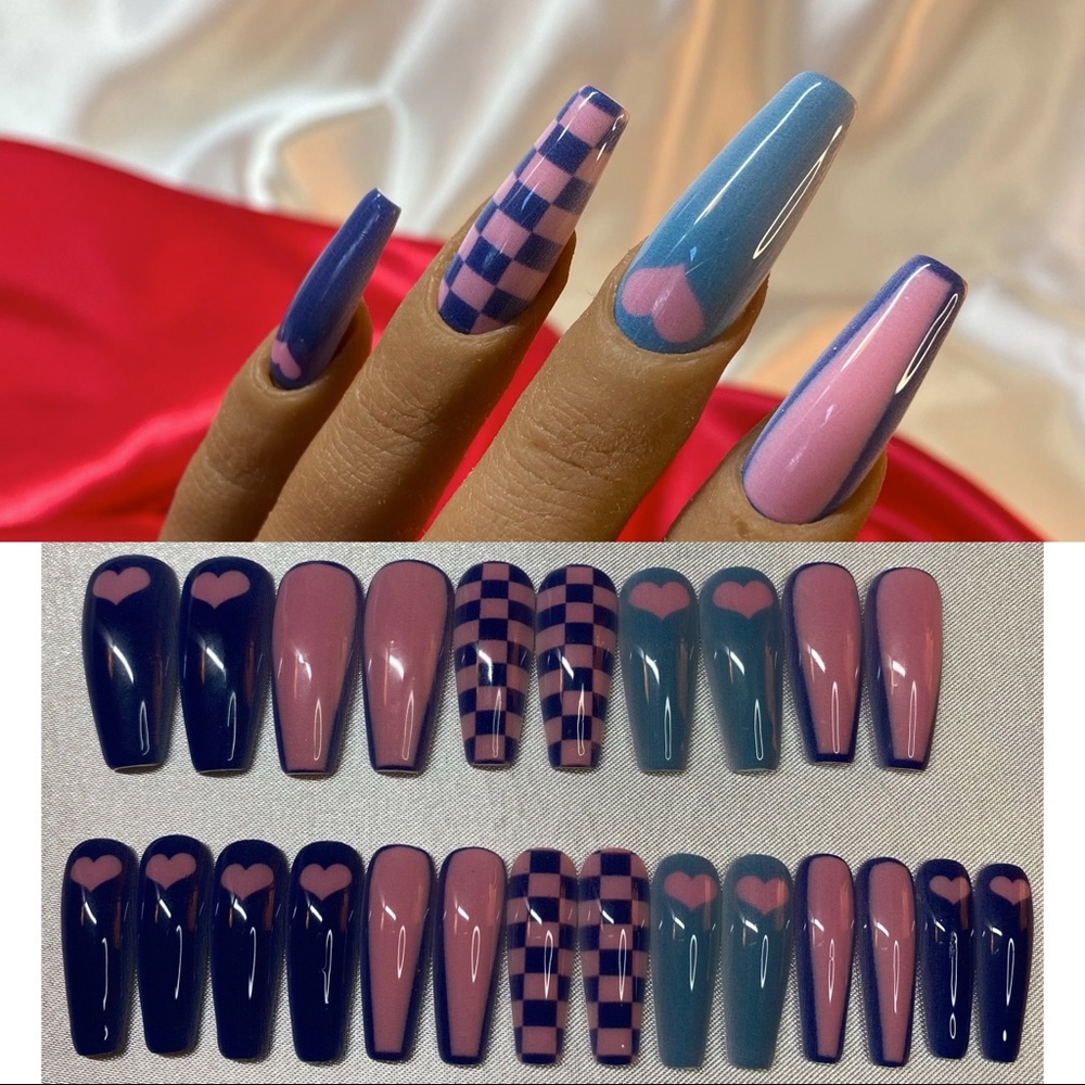 24 piece set of Press on Nails Coffin Shape